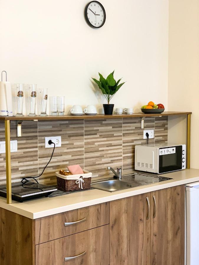 Aranykorona Apartmanhaz มิชโคลซ์ ภายนอก รูปภาพ