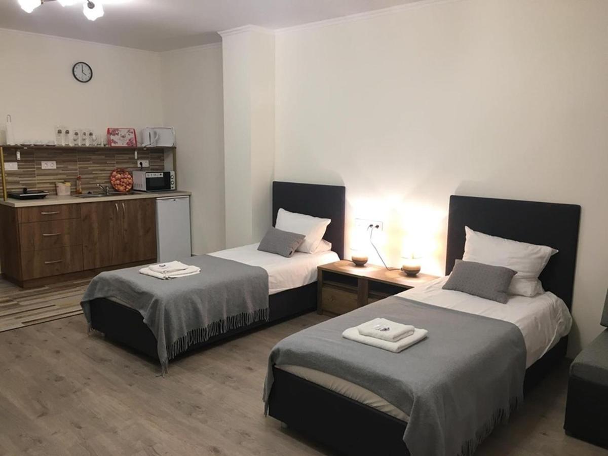 Aranykorona Apartmanhaz มิชโคลซ์ ภายนอก รูปภาพ