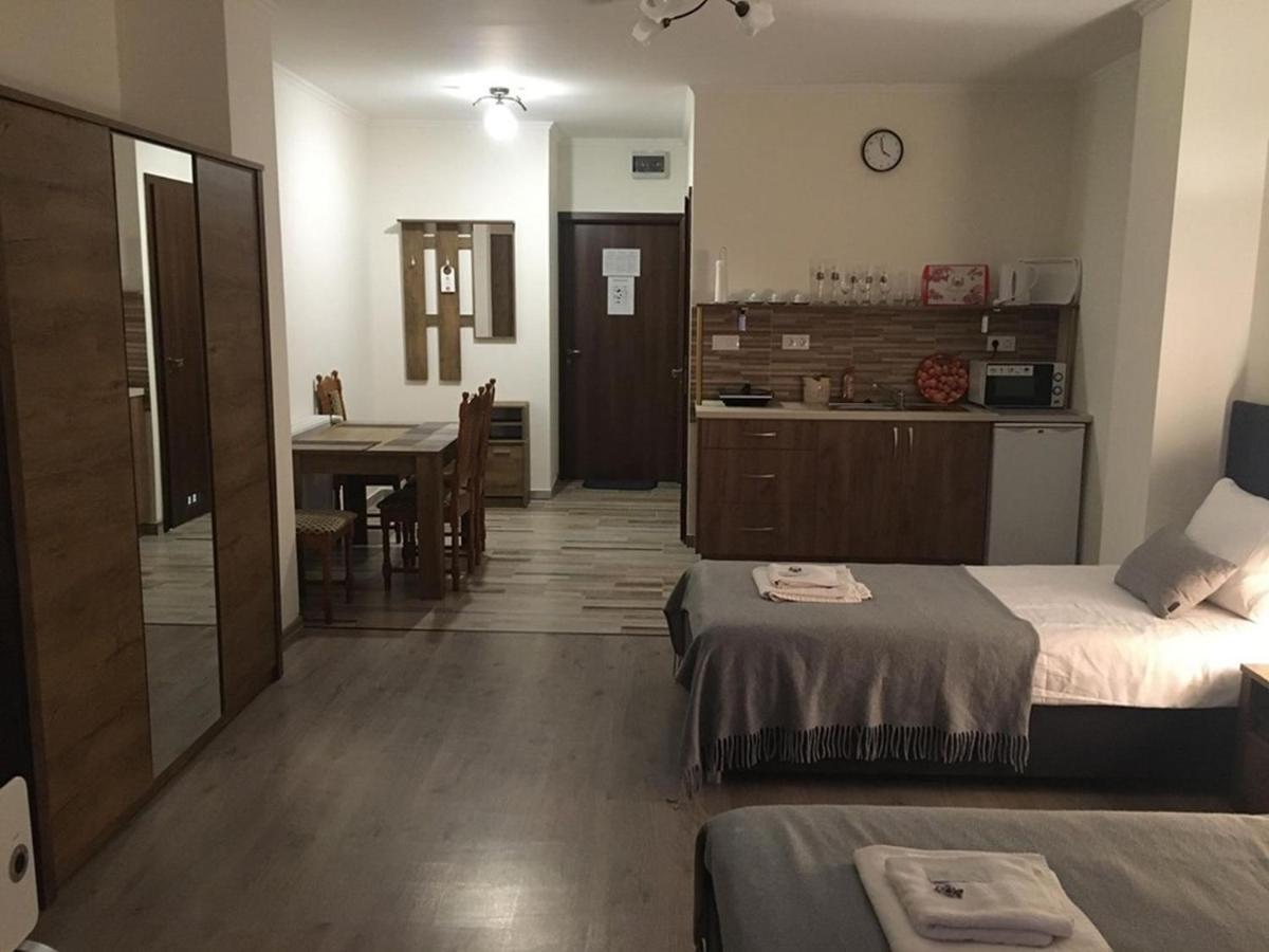 Aranykorona Apartmanhaz มิชโคลซ์ ภายนอก รูปภาพ