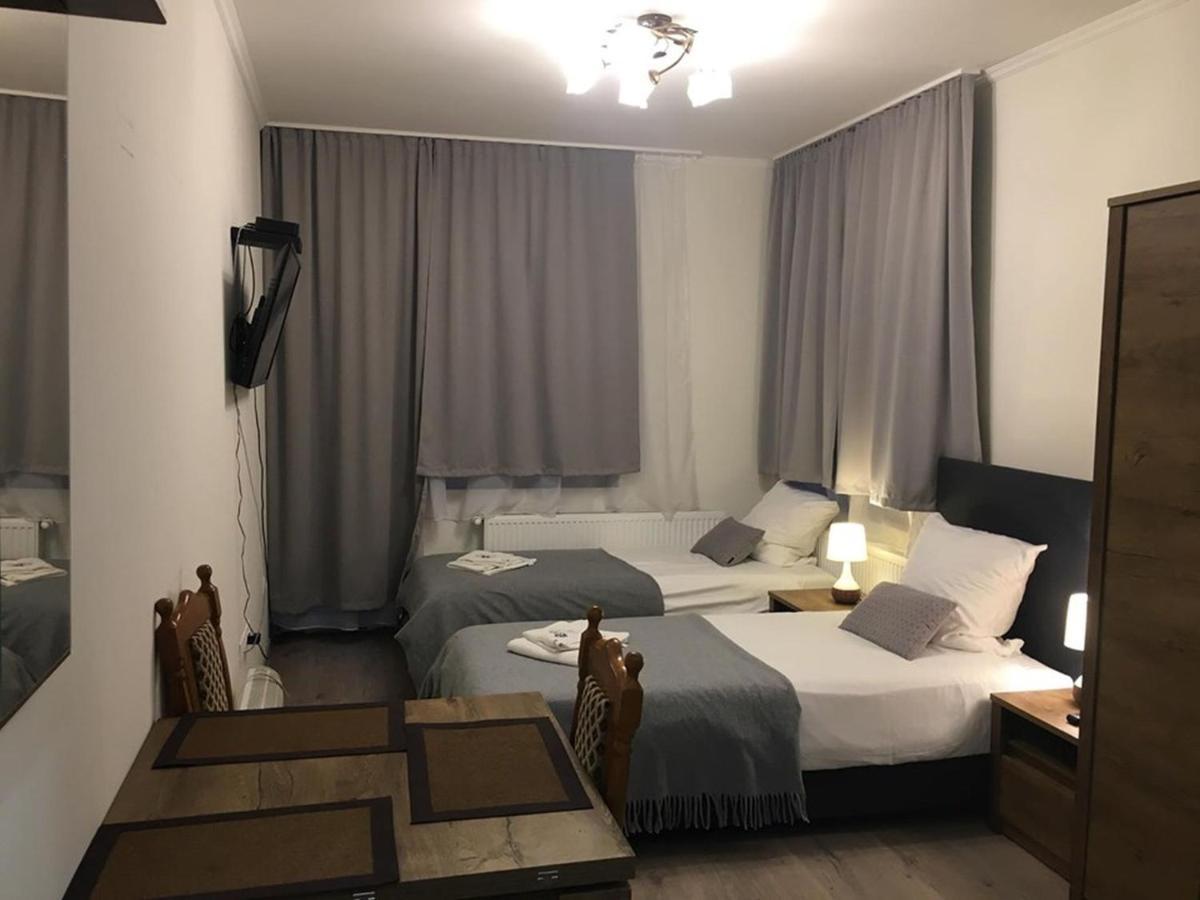 Aranykorona Apartmanhaz มิชโคลซ์ ภายนอก รูปภาพ
