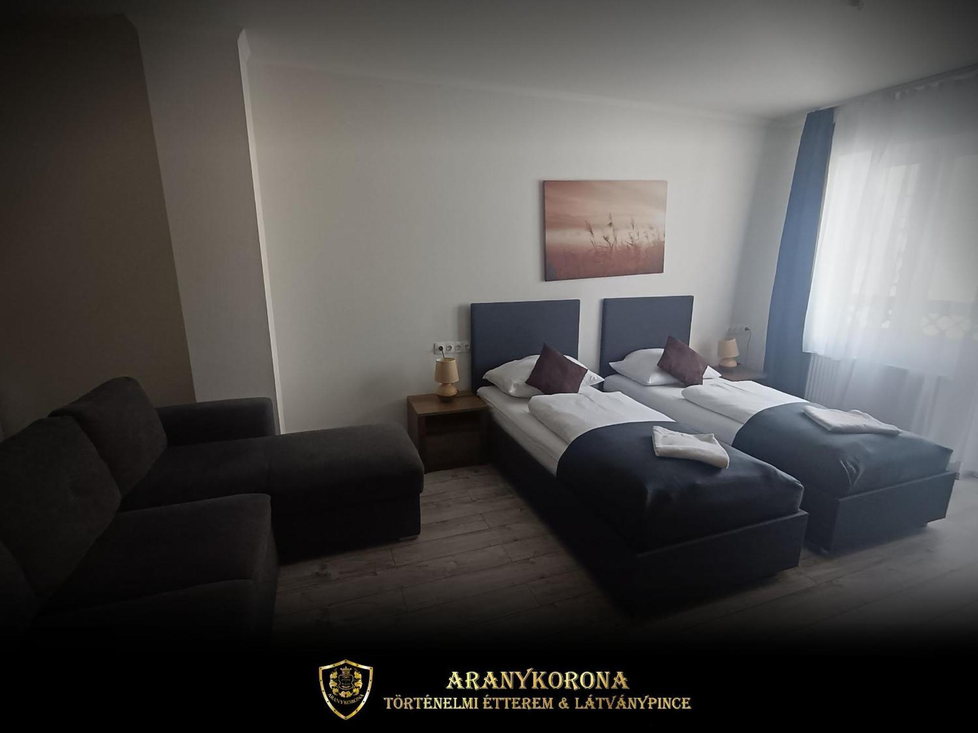 Aranykorona Apartmanhaz มิชโคลซ์ ภายนอก รูปภาพ